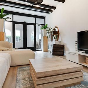 Prachtig Appartement In Hartje Sneek